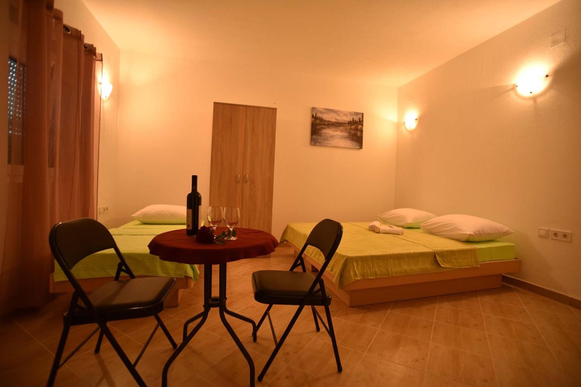 Apartmani Mihovic - Jaz Budva Ngoại thất bức ảnh