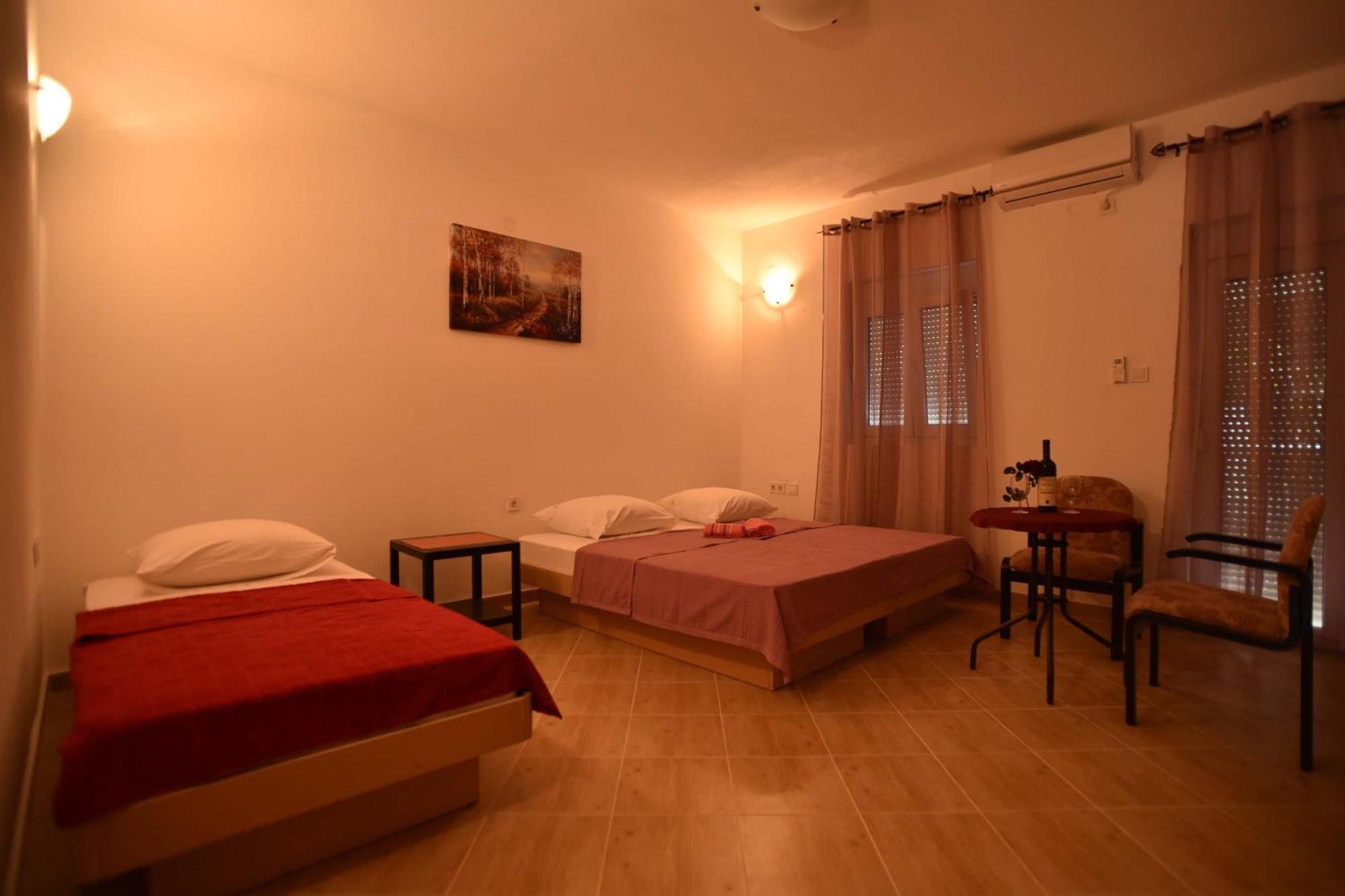 Apartmani Mihovic - Jaz Budva Ngoại thất bức ảnh