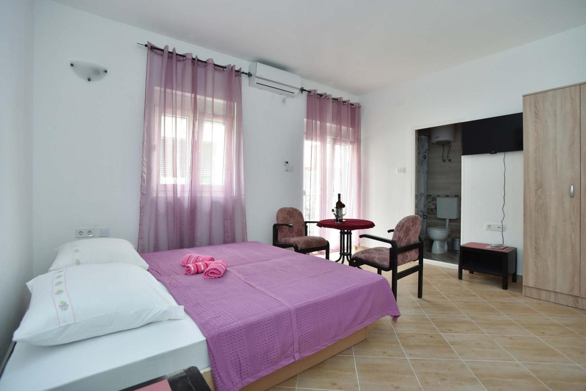 Apartmani Mihovic - Jaz Budva Ngoại thất bức ảnh