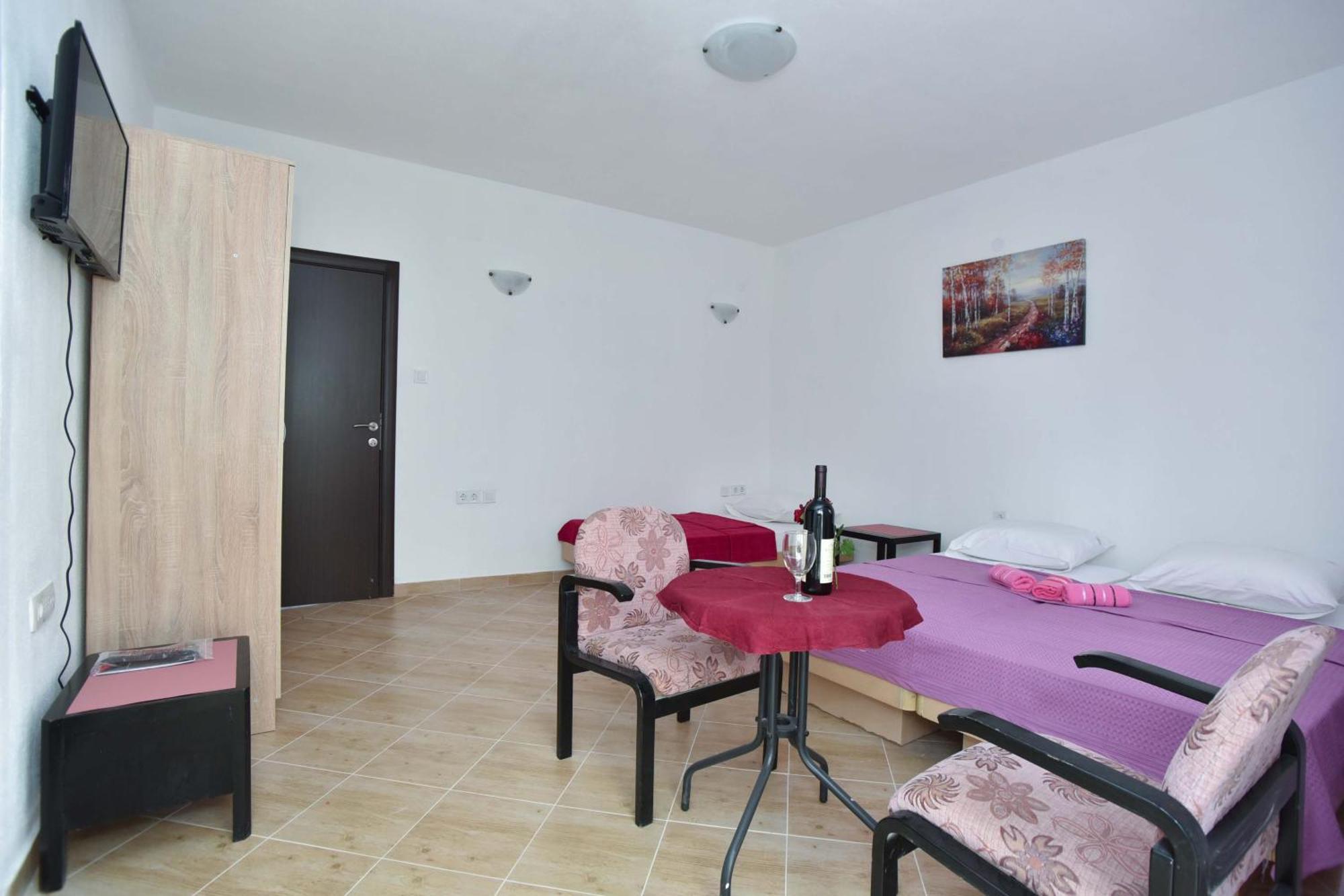 Apartmani Mihovic - Jaz Budva Ngoại thất bức ảnh