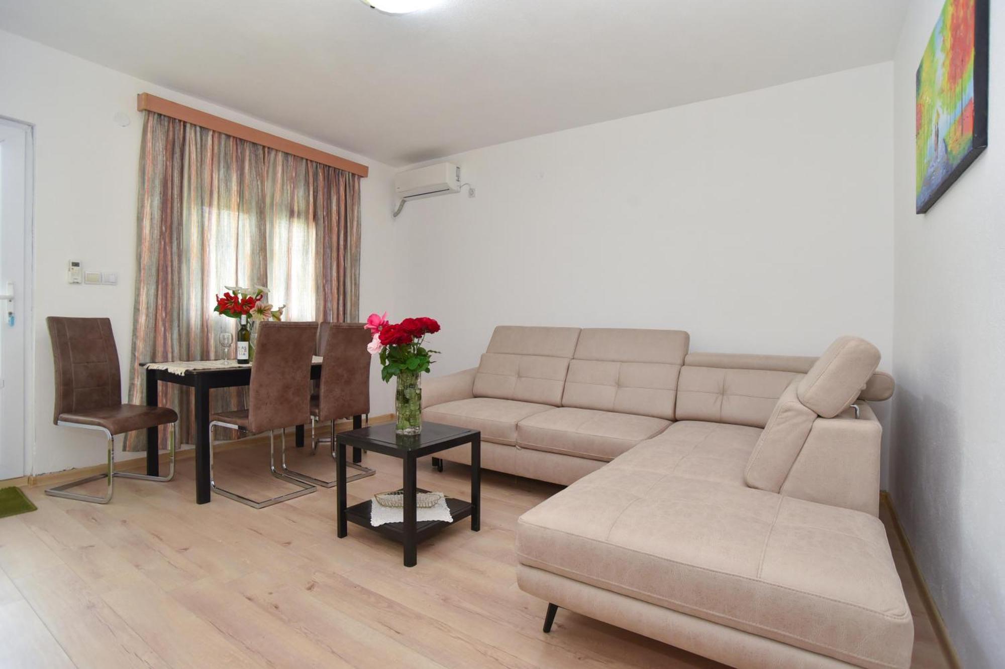 Apartmani Mihovic - Jaz Budva Ngoại thất bức ảnh