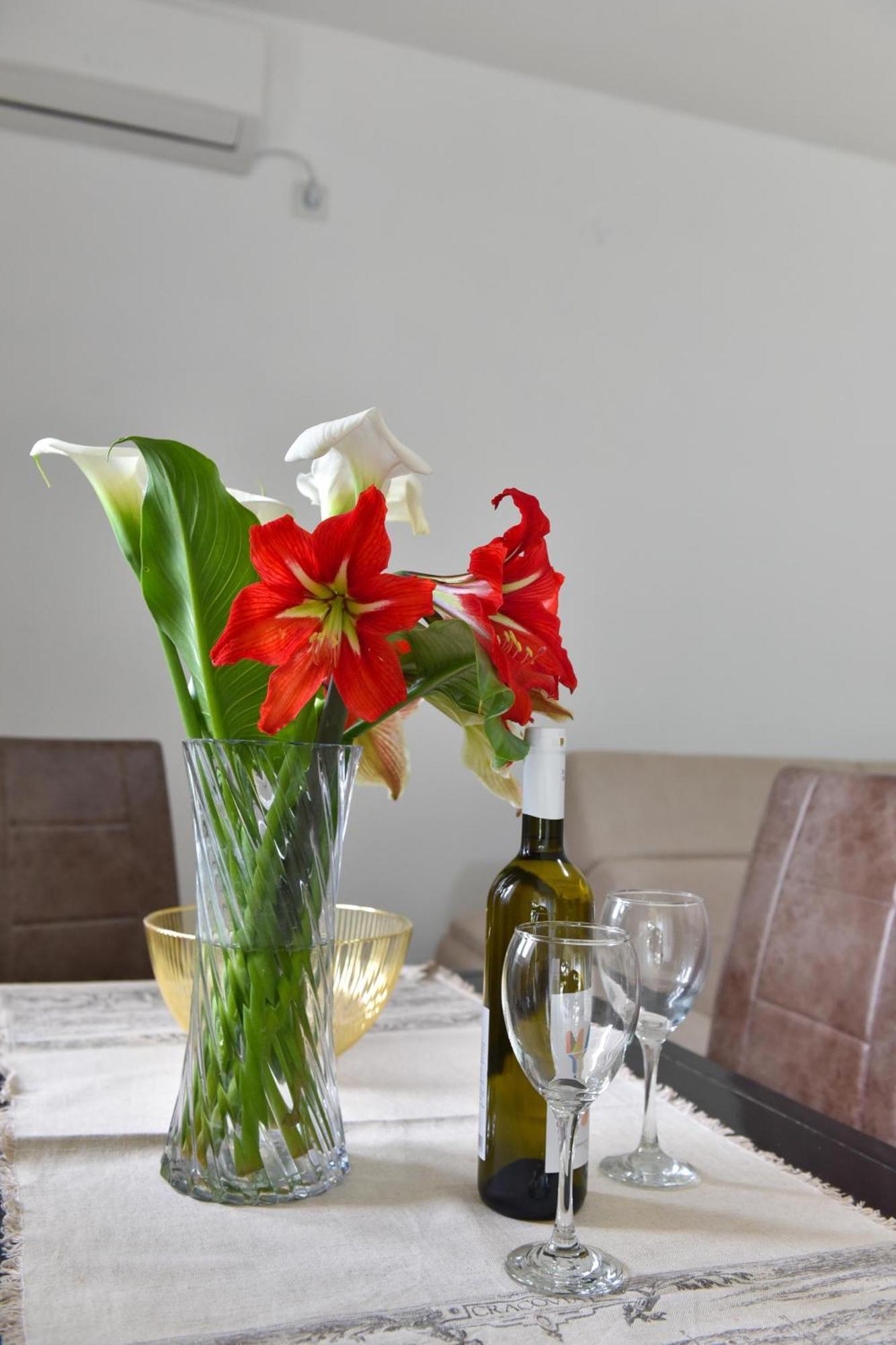 Apartmani Mihovic - Jaz Budva Ngoại thất bức ảnh