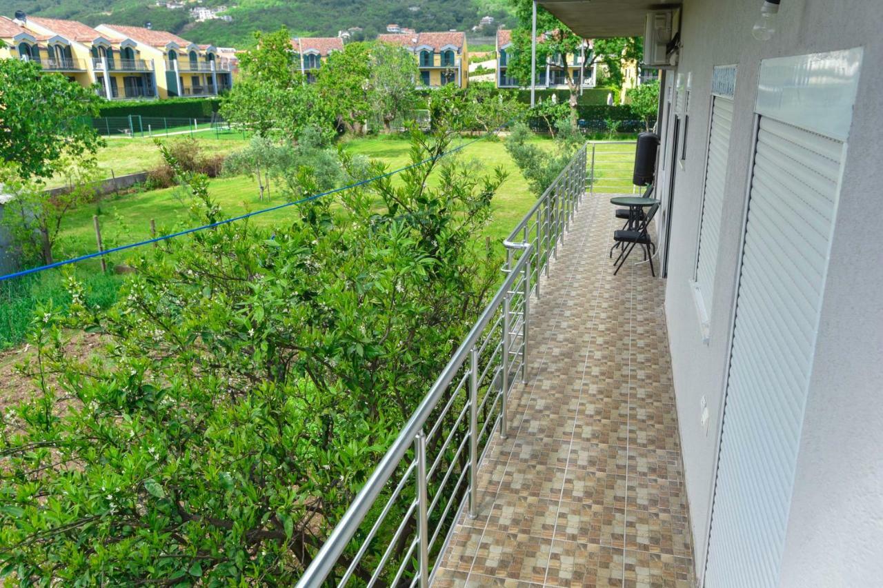 Apartmani Mihovic - Jaz Budva Ngoại thất bức ảnh
